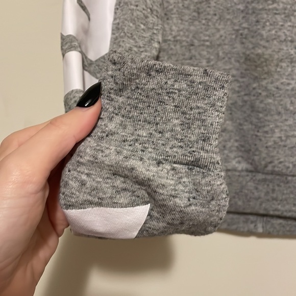 PINK Victoria's Secret Zip-up Hoodie - Picture 8 of 8